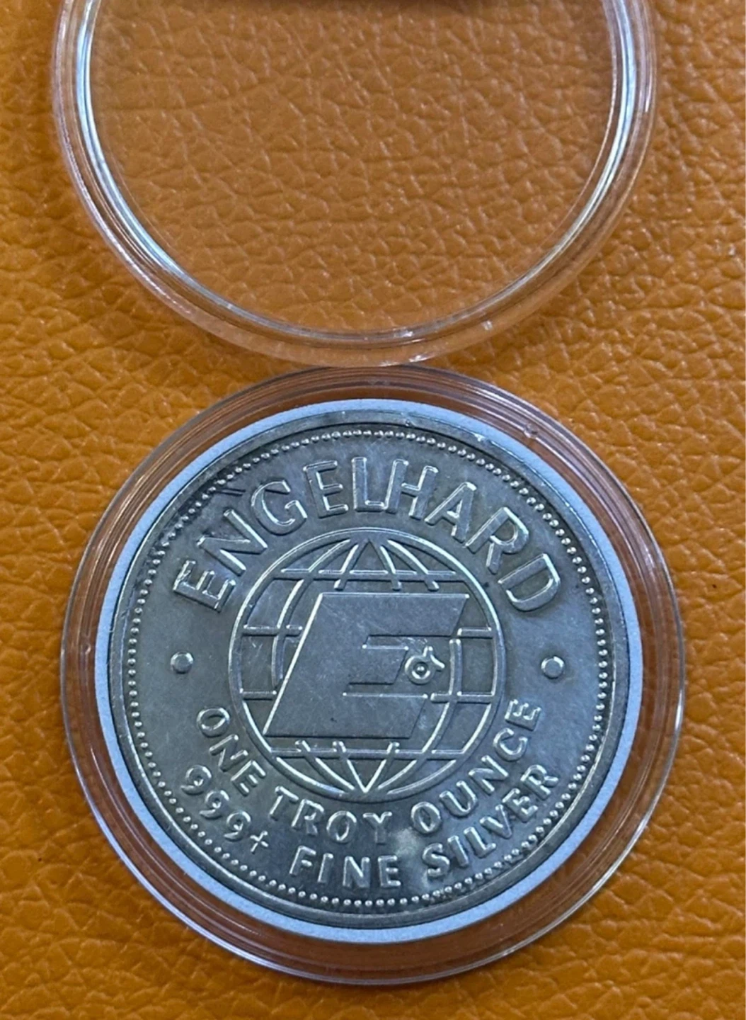 Engelhard American Prospector 1 oz .999 Fine Silver Round 1982 - photo 2