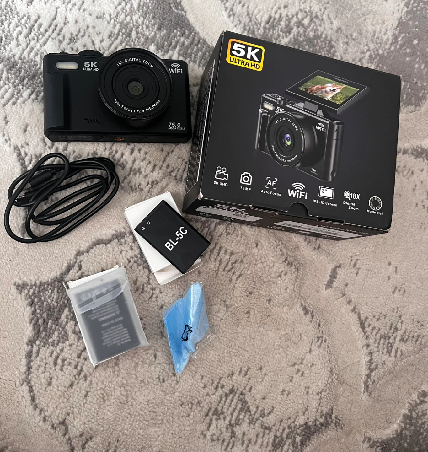 5K Ultra HD Digital Camera with 18X Digital Zoom