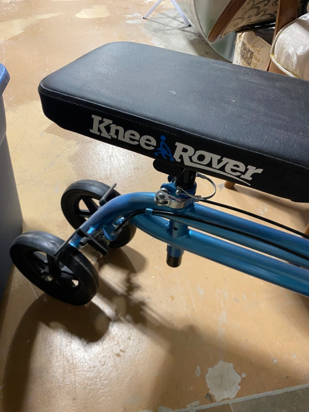 Knee Rover Steerable Knee Walker Scooter - Blue - photo 2