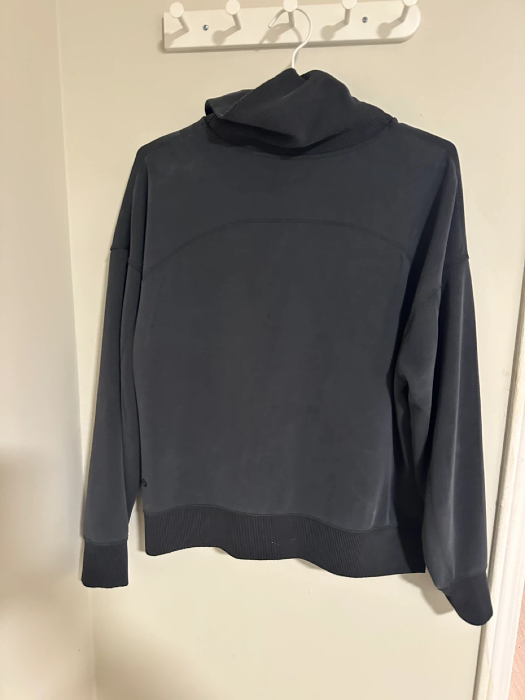 Lululemon Turtleneck Sweater - photo 3