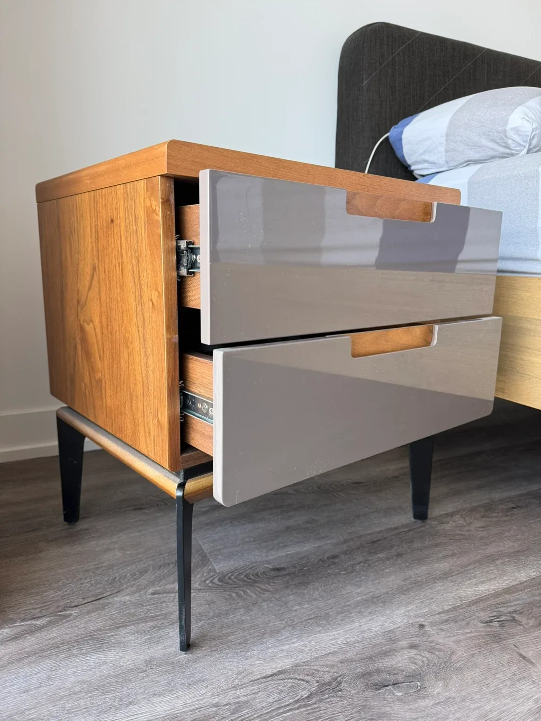 Bedside Table "Penda" Walnut - photo 2