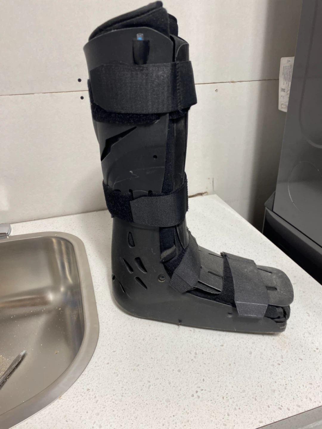 LDK2 Air Walker Boot