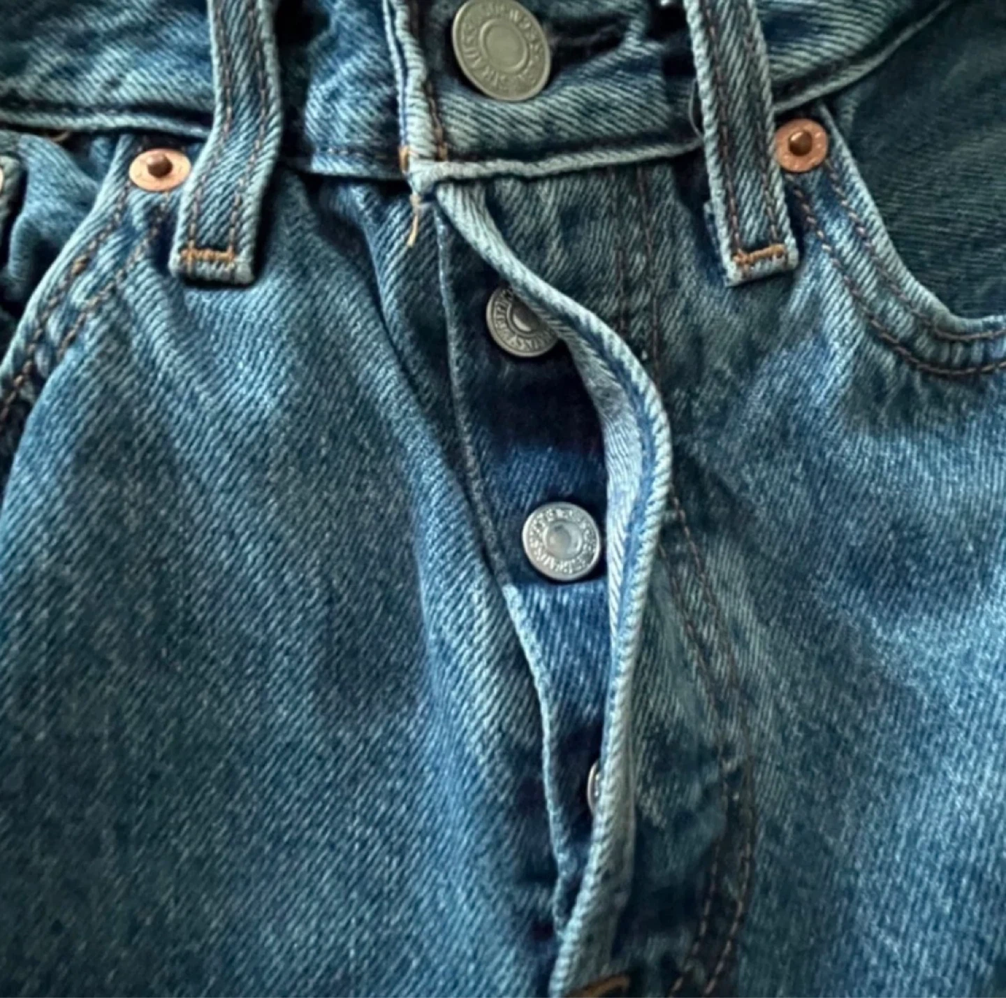 Levi's Straight Leg Jeans - Size 24 - photo 2