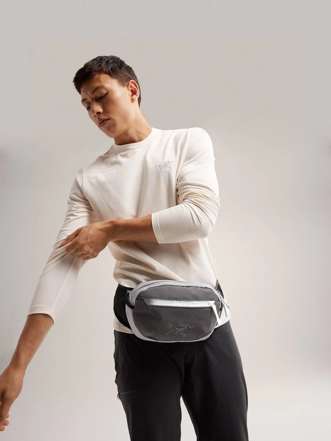 Arc'teryx Arro Waist Pack Brand new with tags - Grey/Silver - photo 2