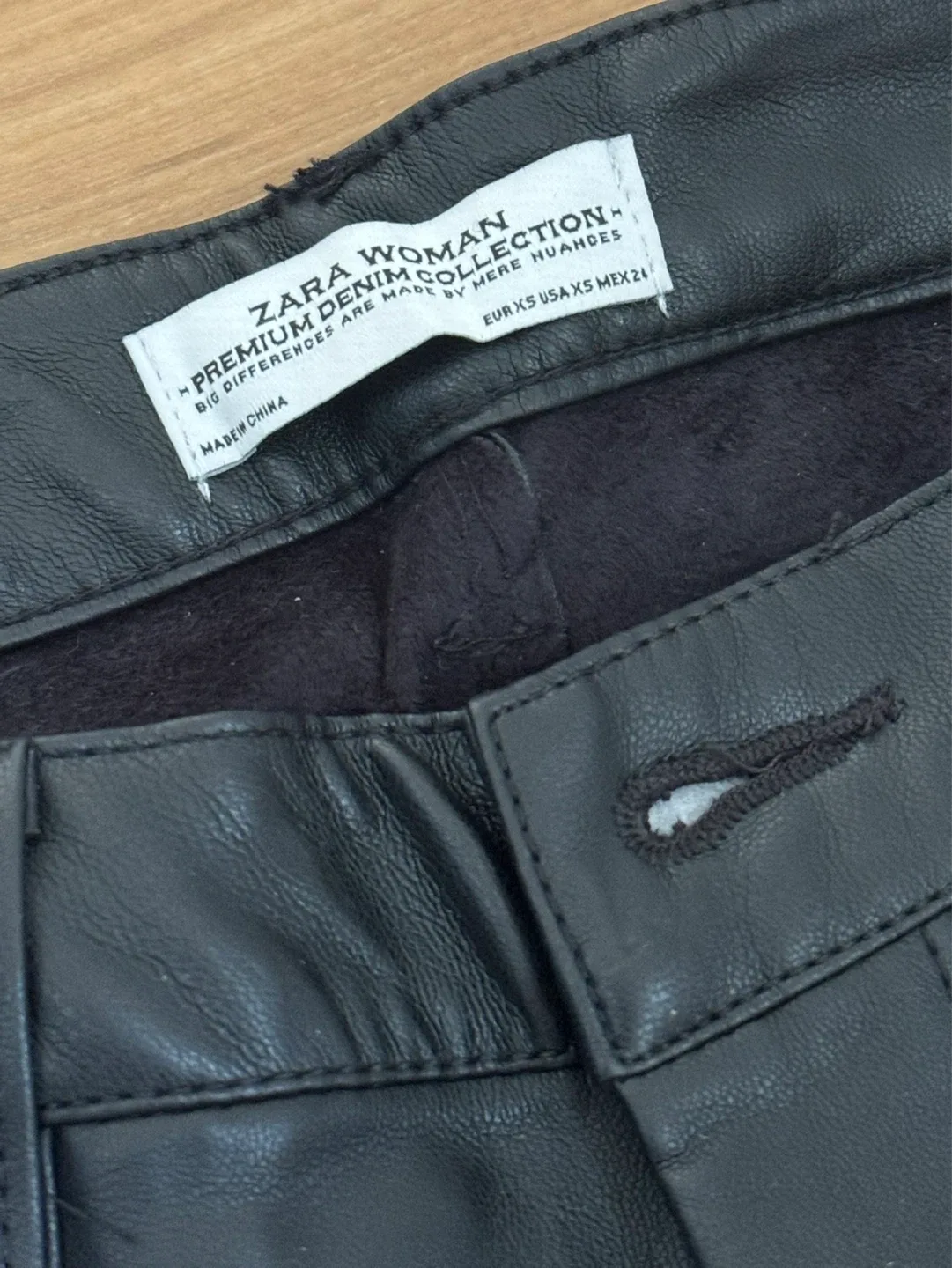 Zara Woman Black Faux Leather Pants XS-brand new - photo 3