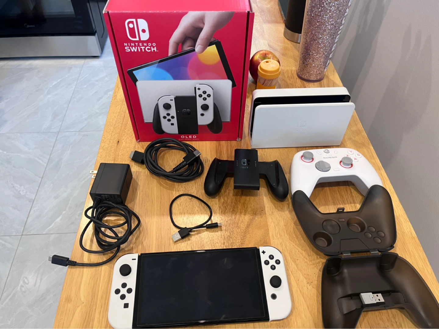 Nintendo Switch OLED Model with Carrying Case - photo 2