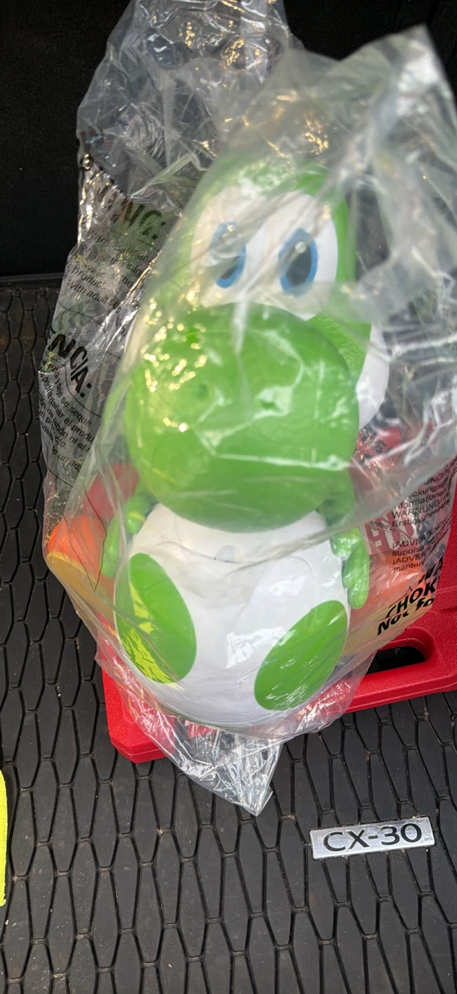 Yoshi popcorn bucket