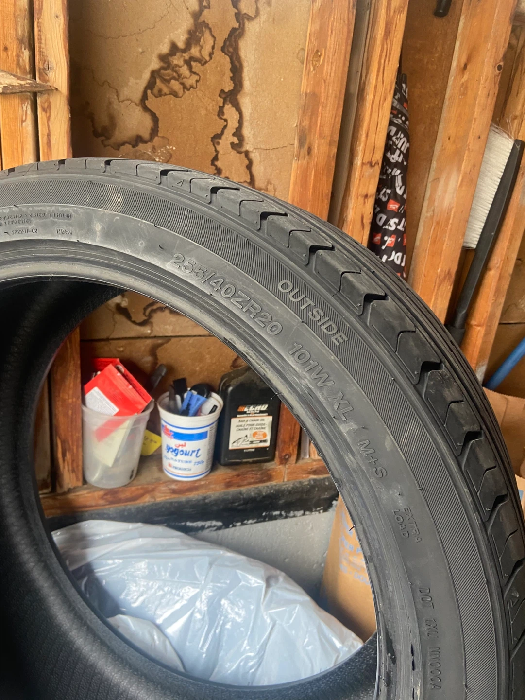Set of 4 Tires 255/40r20 - photo 3