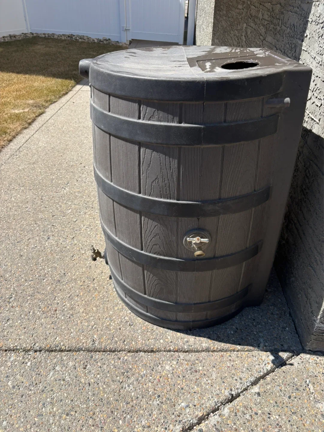 Good Ideas Whisky-style Lightweight Compact Rain Barrel For Sale - photo 4