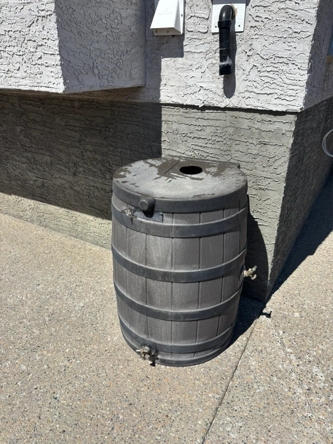 Good Ideas Whisky-style Lightweight Compact Rain Barrel For Sale - photo 2