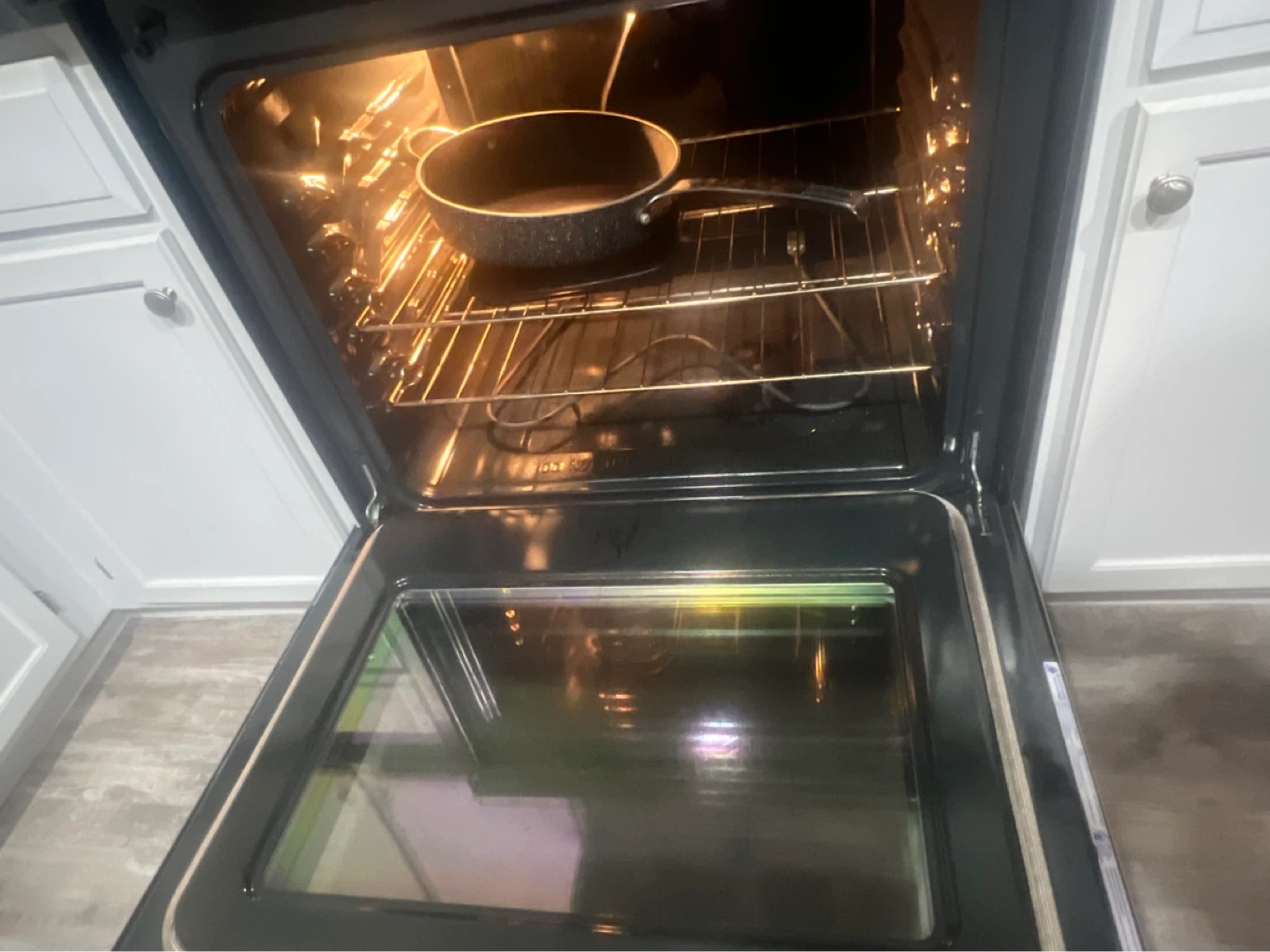 Frigidaire Electric Range Stove Oven - photo 2