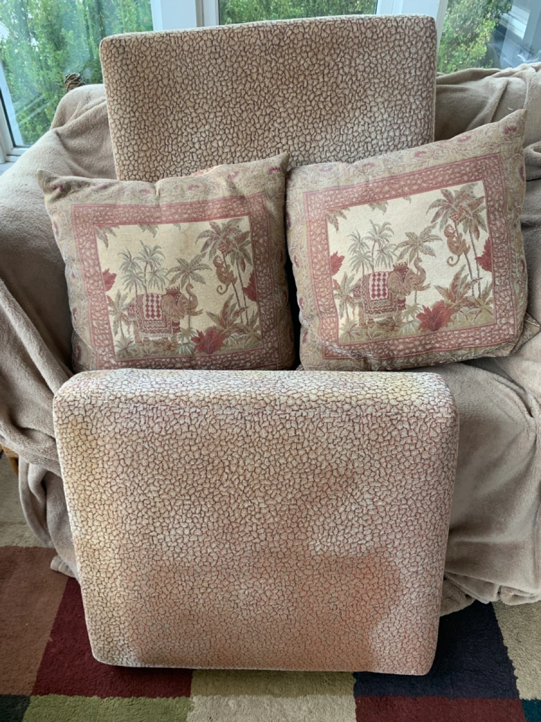 Boca Rattan Loveseat with extra cushions - photo 2
