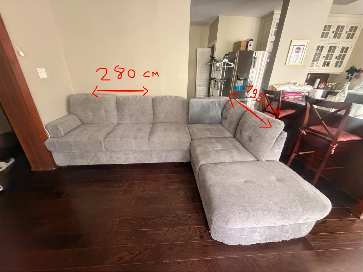 Grey Sectional Couch - 280 cm x 195 cm