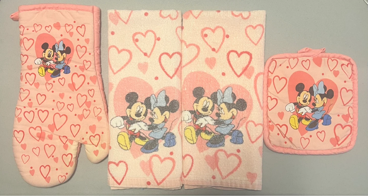 Disney Mickey&Minnie Kitchen Set (Used)