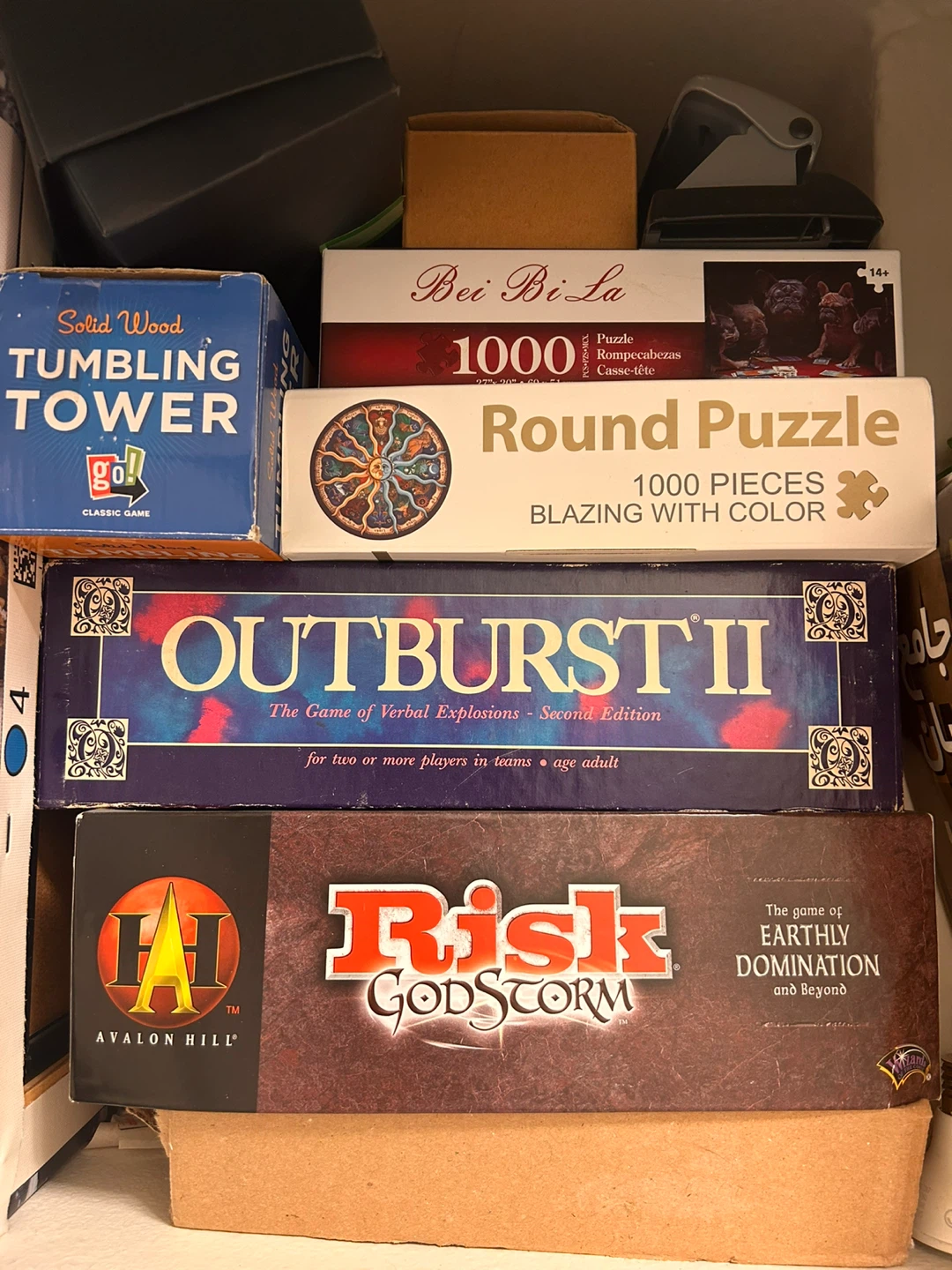 Outburst II: The Game of Verbal Explosions - Second Edition
