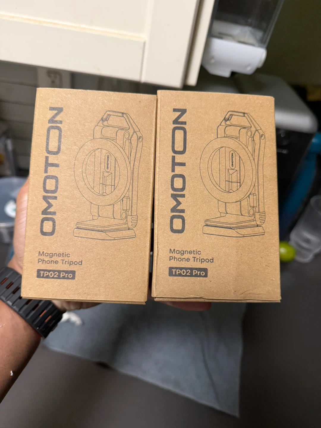 OMOTON TP02 Pro Magnetic Phone Tripod