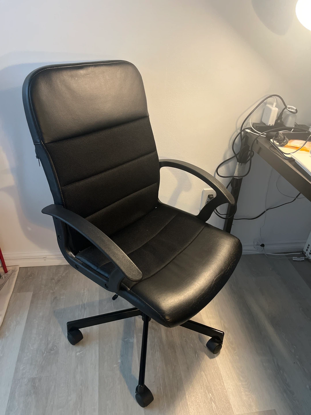 Office chair/desk chair