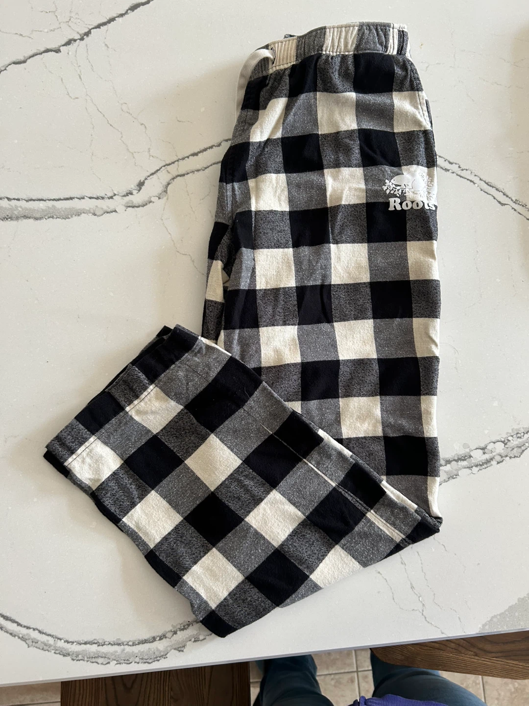 Roots Plaid Pajama Pants  - M