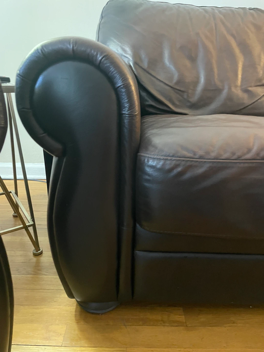 Raymour & Flanigan brown  Leather Sleeper sofa - photo 3