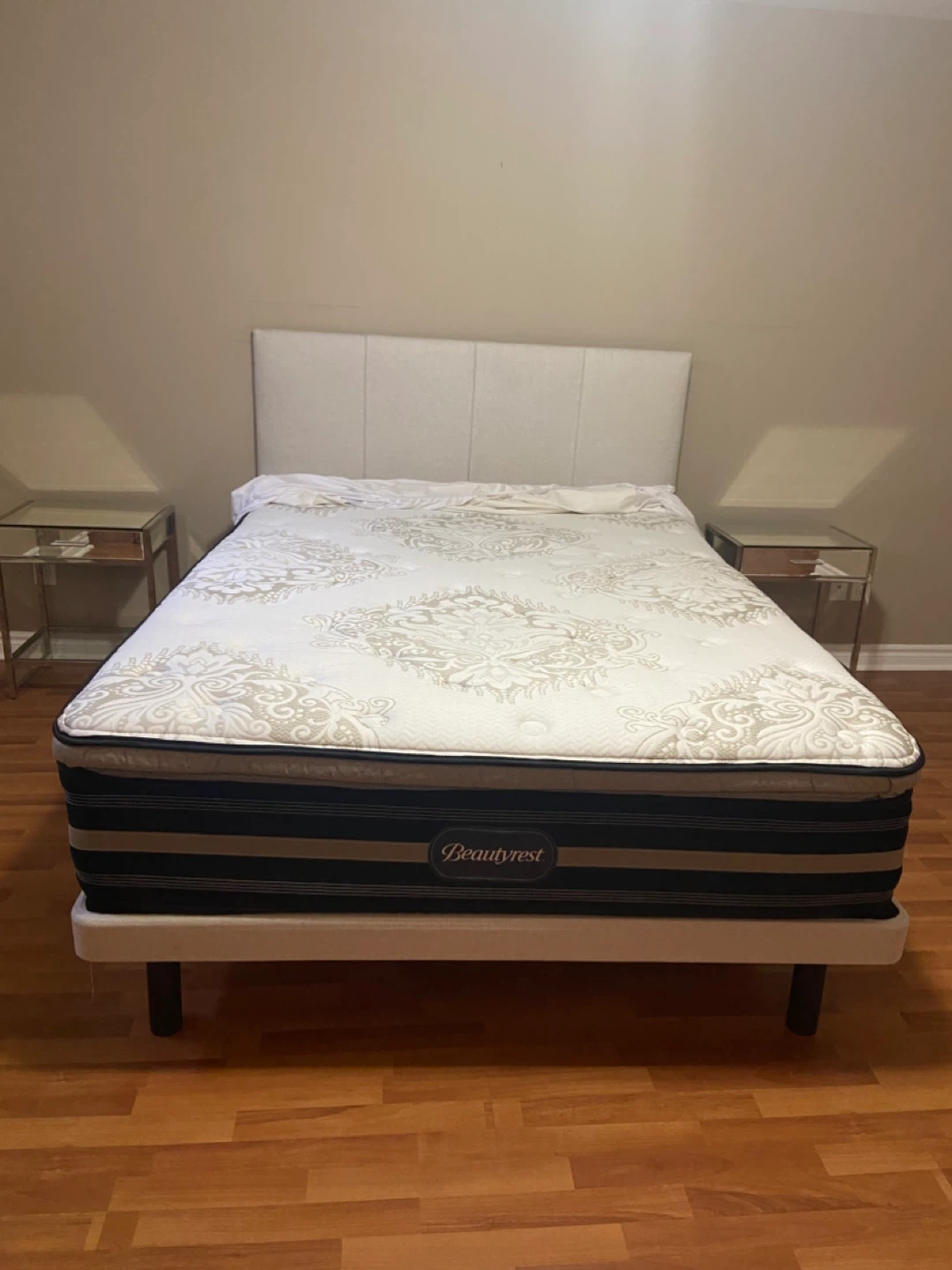 Beautyrest Queen Mattress with Headboard and 2 Side tables