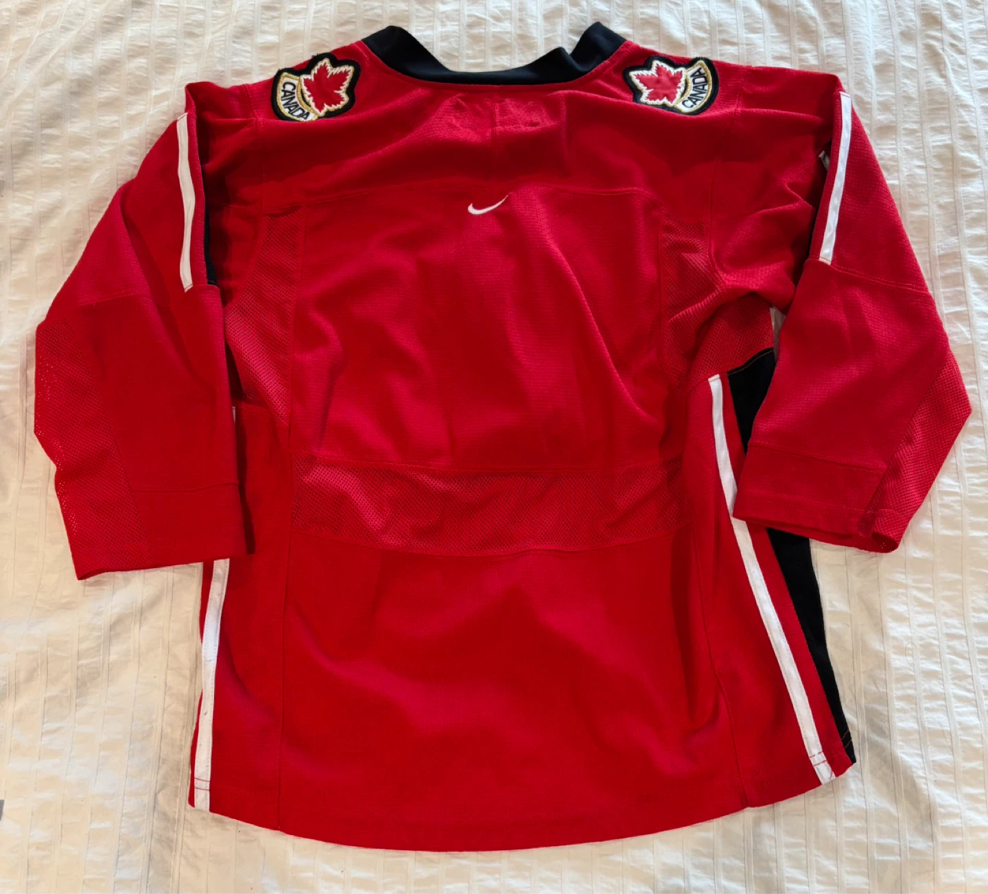 Nike Canada Hockey Jersey Kids Size 6-8 - photo 3