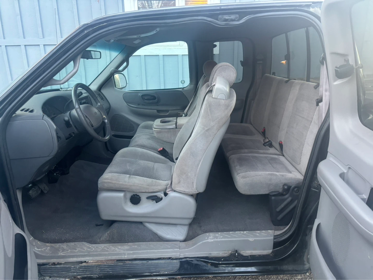 2001 F-150 xlt part out - photo 4