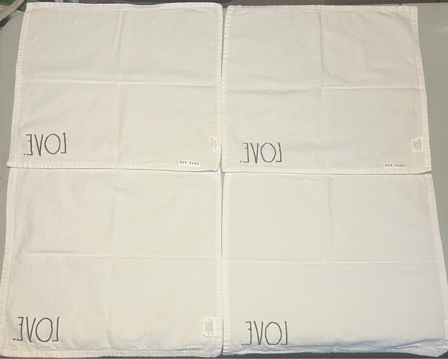 Rae Dunn "LOVE" Farm House Cloth Napkins - Set of 4 - photo 3