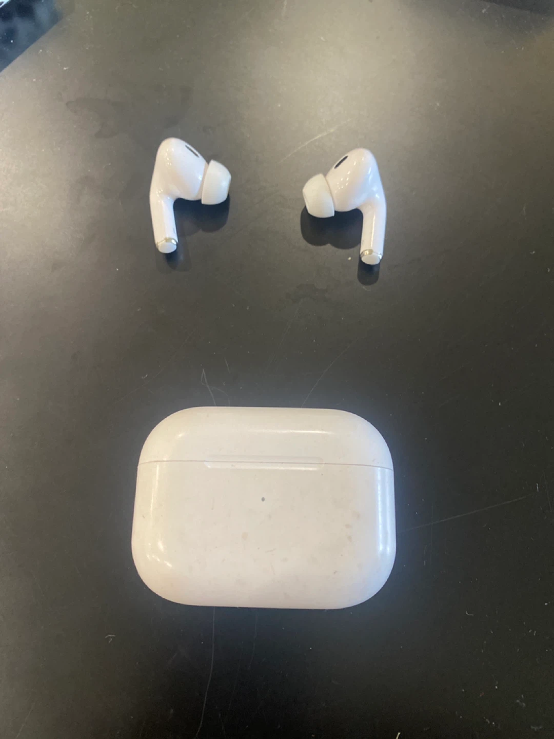 Apple AirPods Pro with Case - photo 4