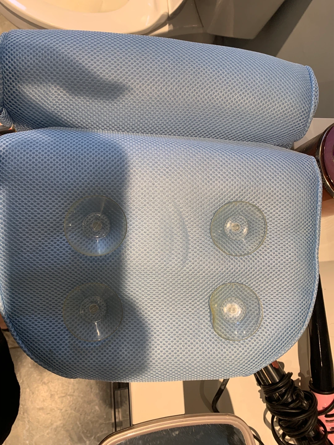 Blue Mesh Bath Pillow - photo 2