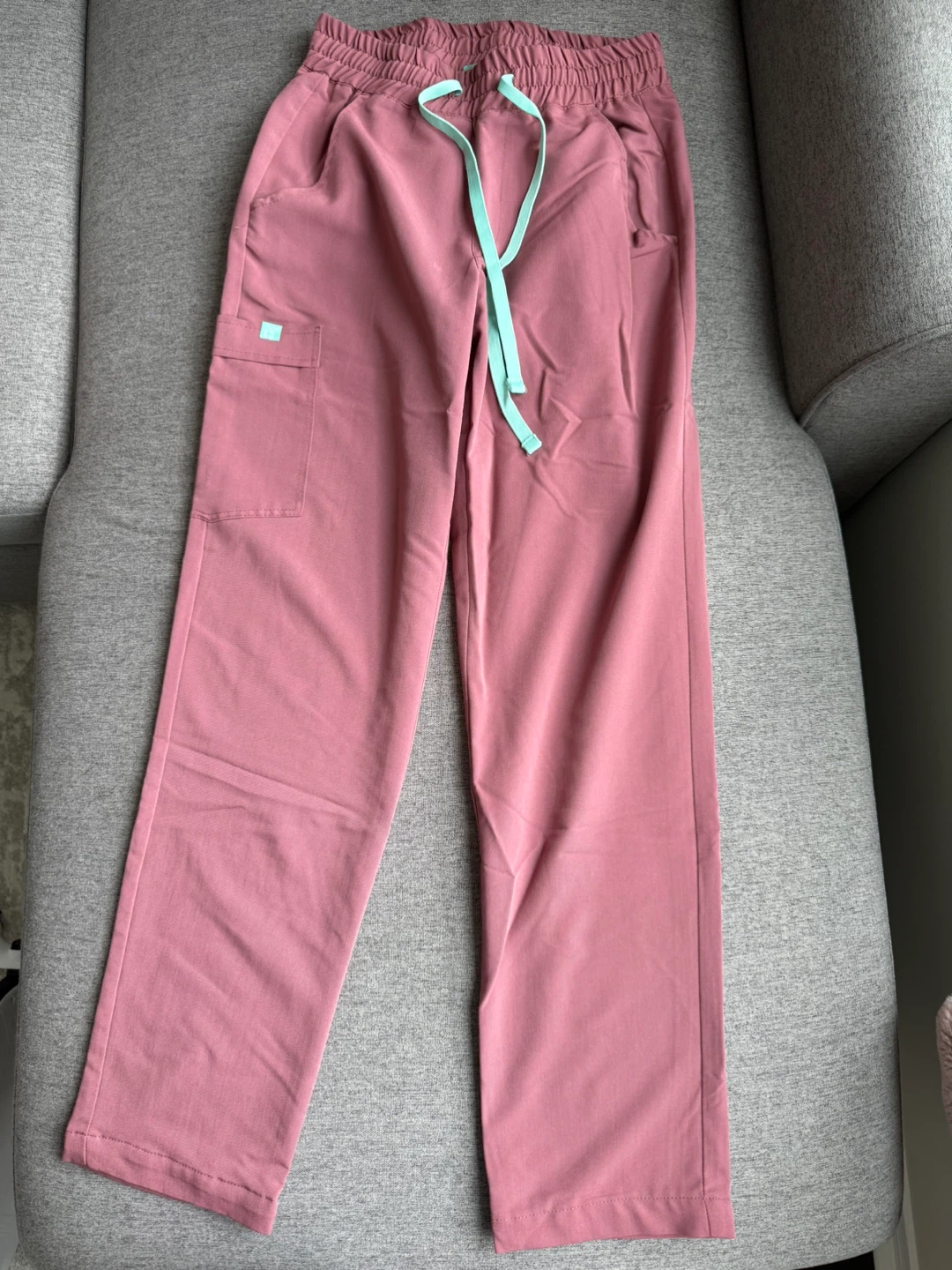 Garde malade  Scrub Top and Pants Set - photo 2