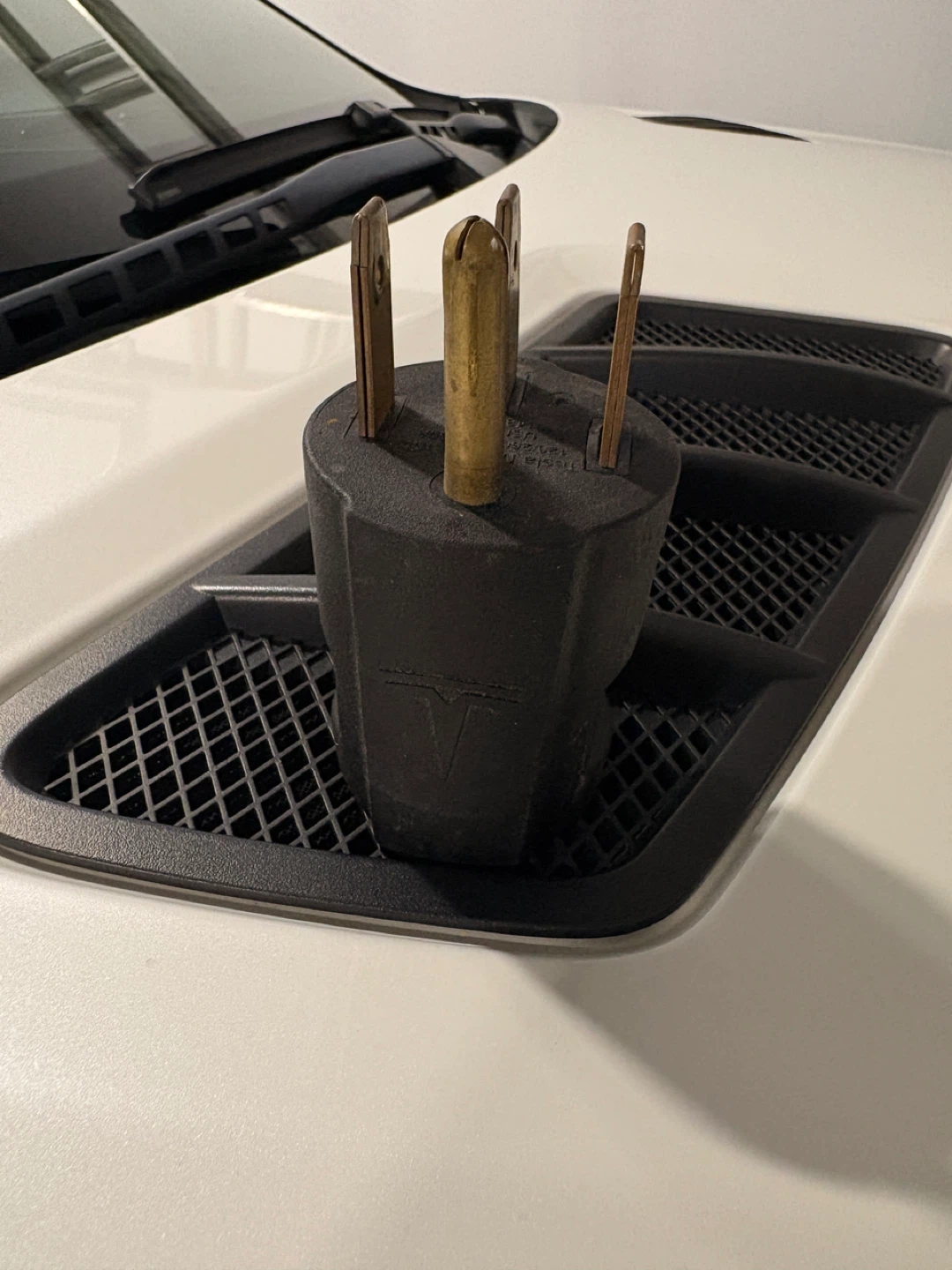 Tesla Mobile Connector Adapter