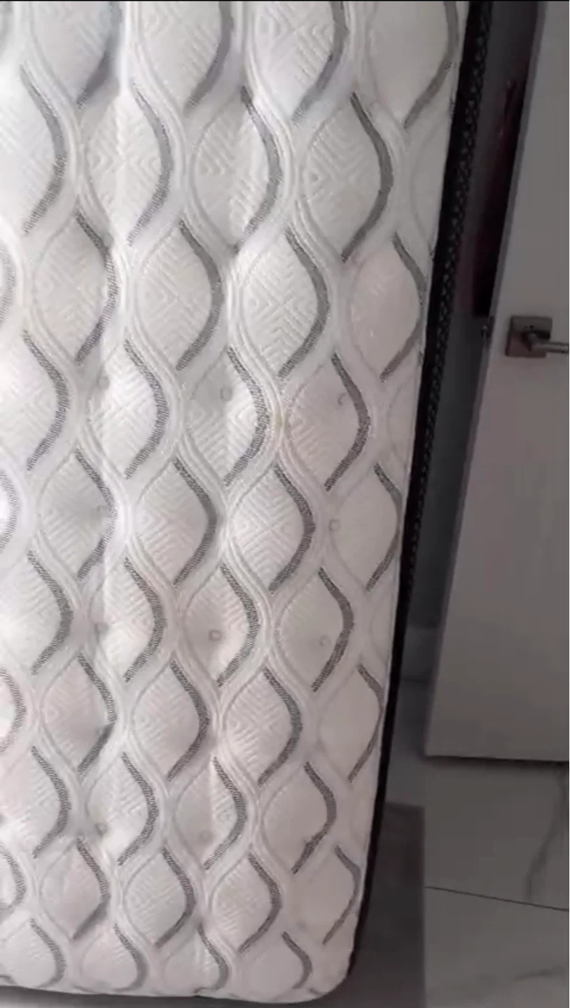 Queen size hybrid Mattress
