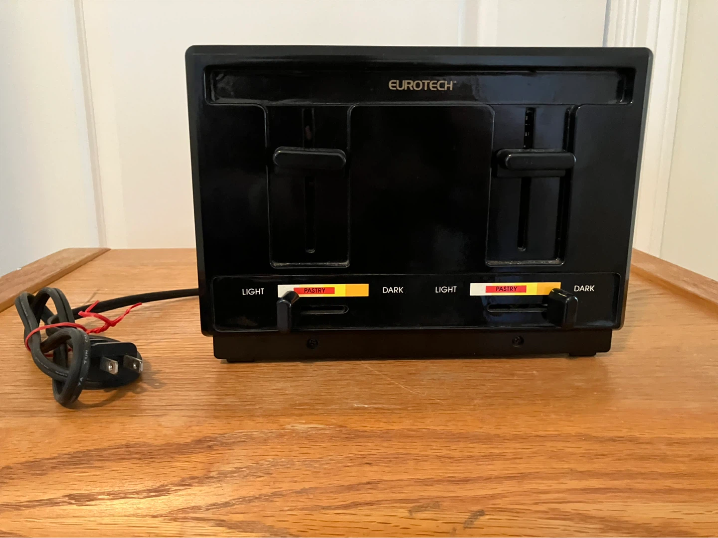 Eurotech 4-Slice Toaster