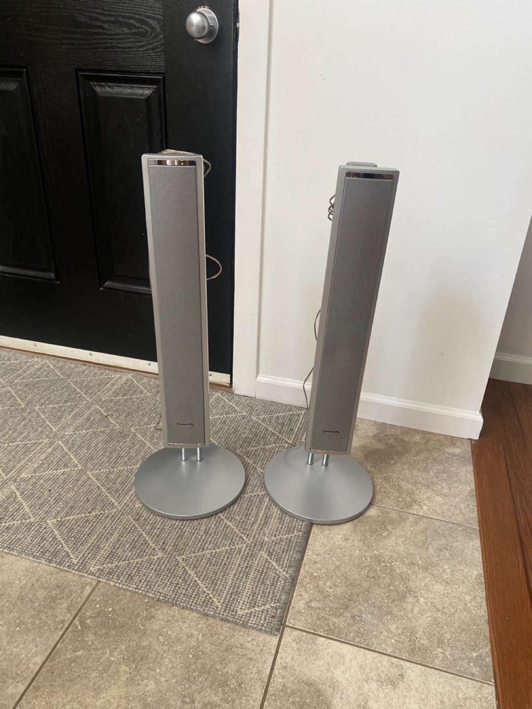 Panasonic Tower Speakers (Set of 2) - photo 3