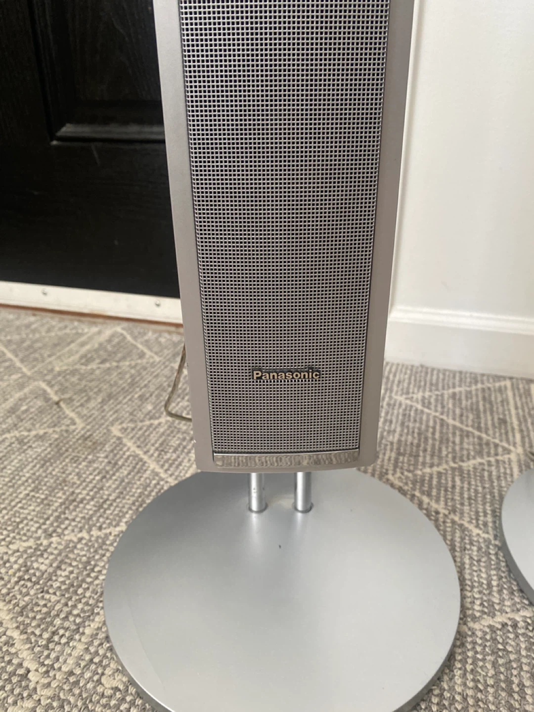 Panasonic Tower Speakers (Set of 2) - photo 2