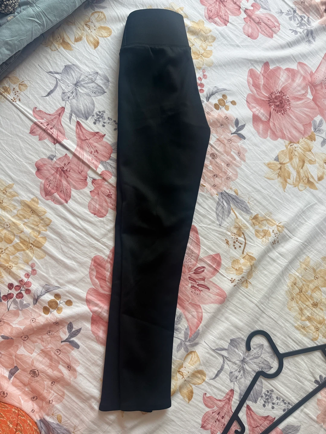 Black Fleece-Lined Leggings - photo 2
