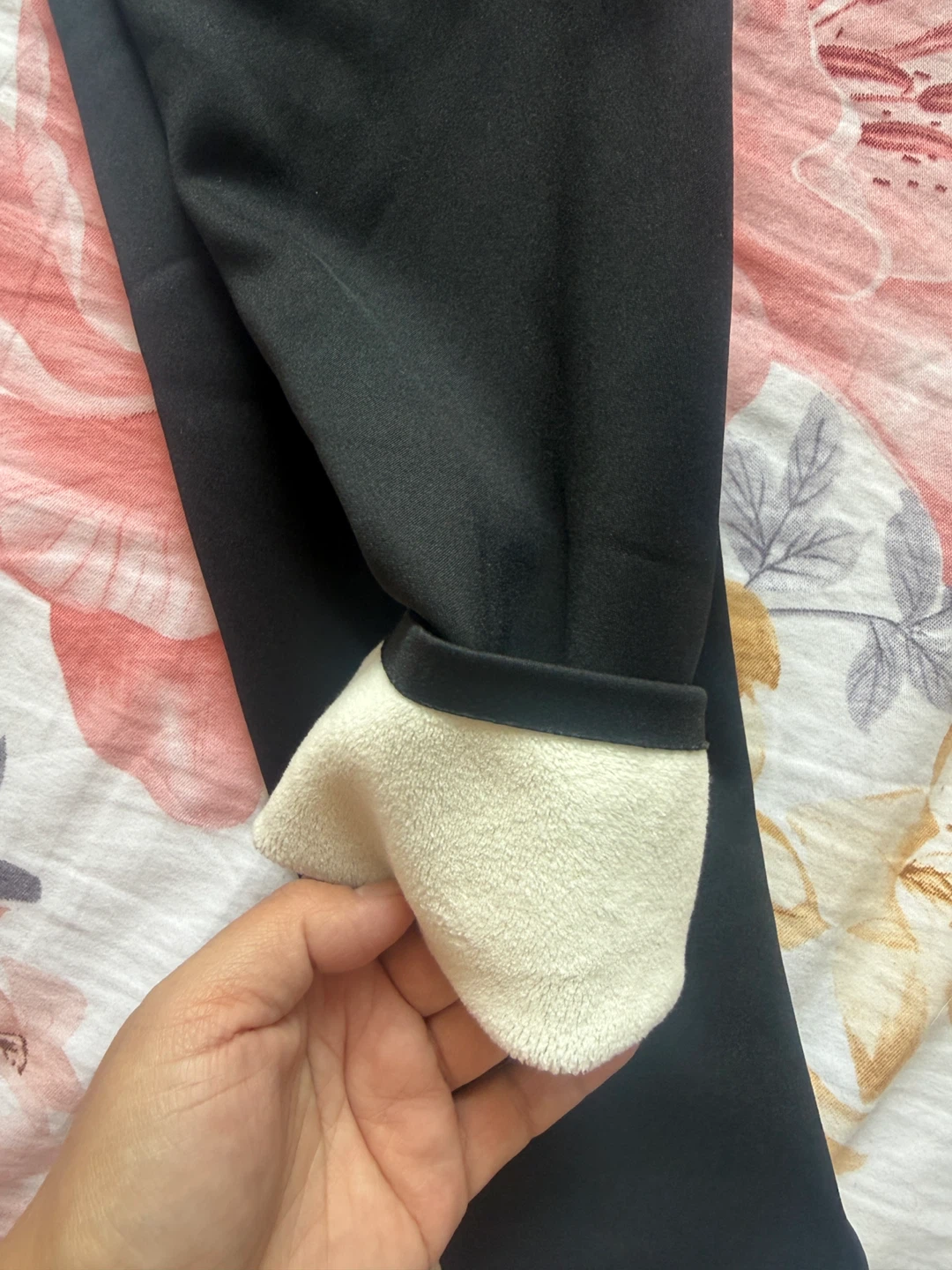 Black Fleece-Lined Leggings - photo 3