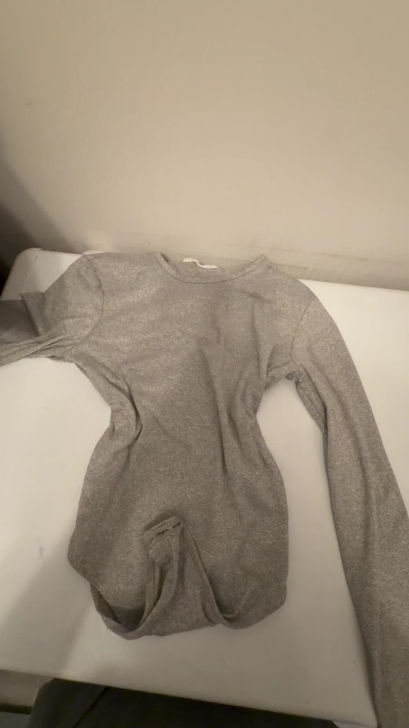 Grey long-sleeve shirt body suit