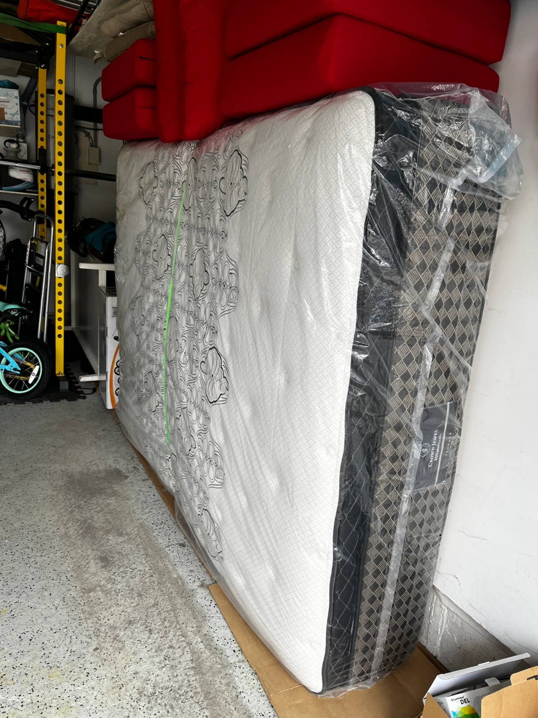 Crown Jewel Posturepedic Mattress - photo 3