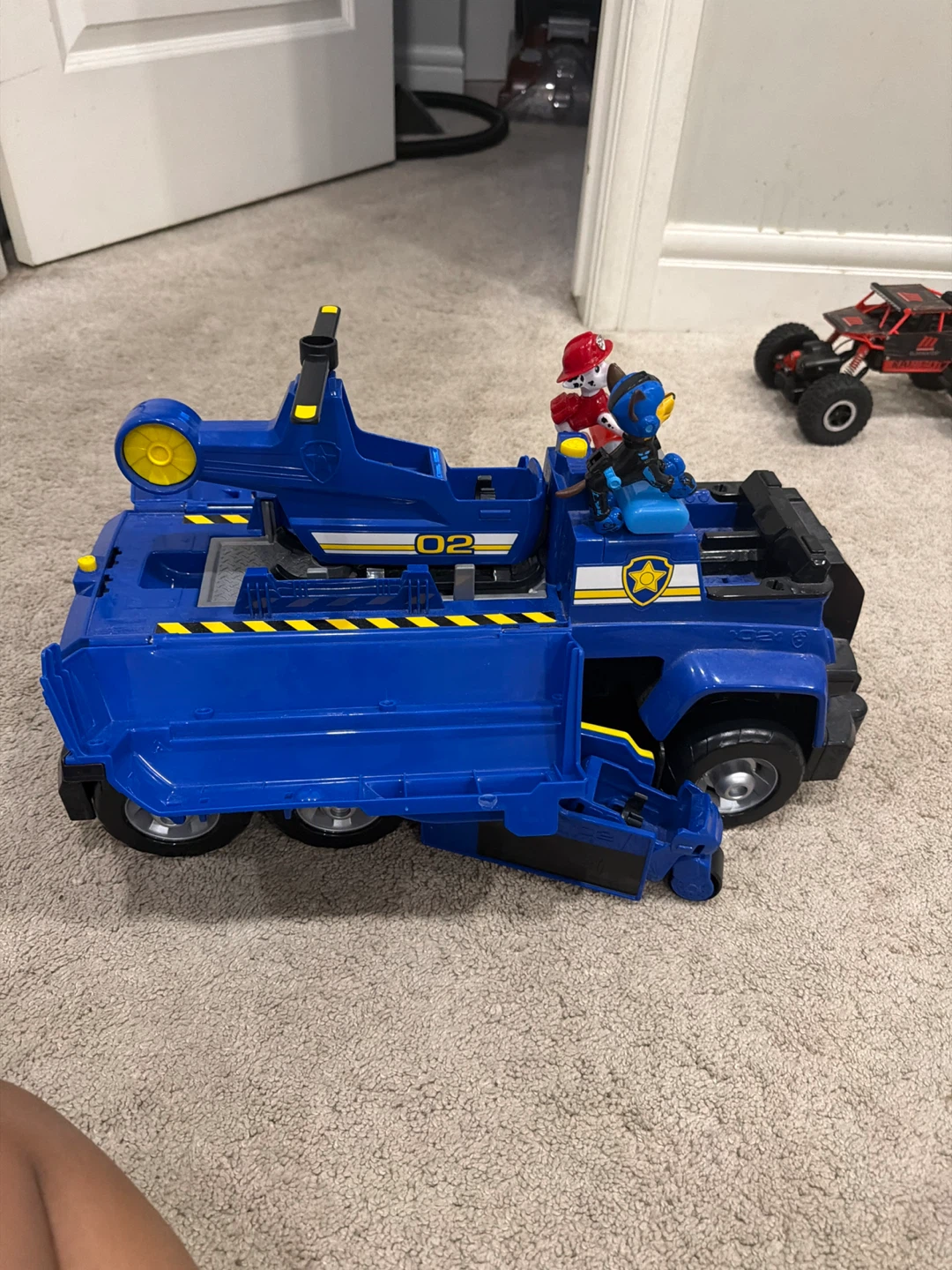 Paw Patrol Chase's Cruiser Transforming Toy Vehicle - photo 3
