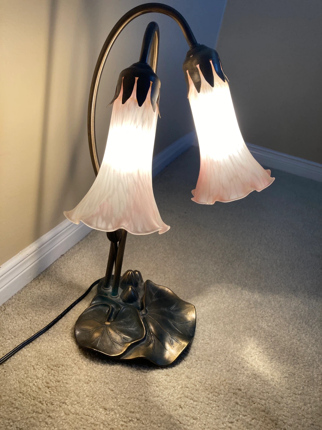 Tiffany Style Lily Pad Table Lamps - photo 4