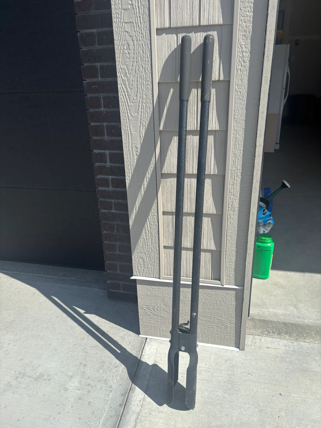 Manual Post Hole Digger