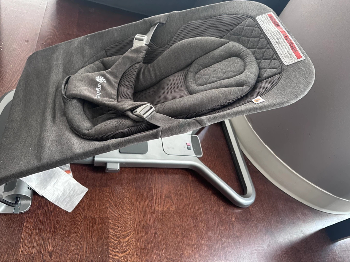 Ergobaby Embrace Baby Bouncer Grey - photo 2