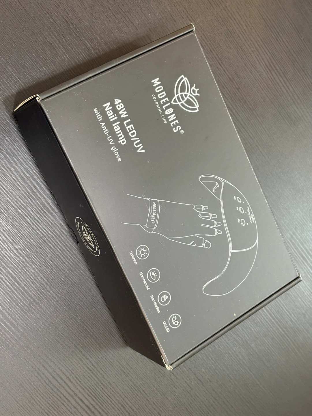 BNIP Modelones 48W LED/UV Nail Lamp + Anti-UV Gloves