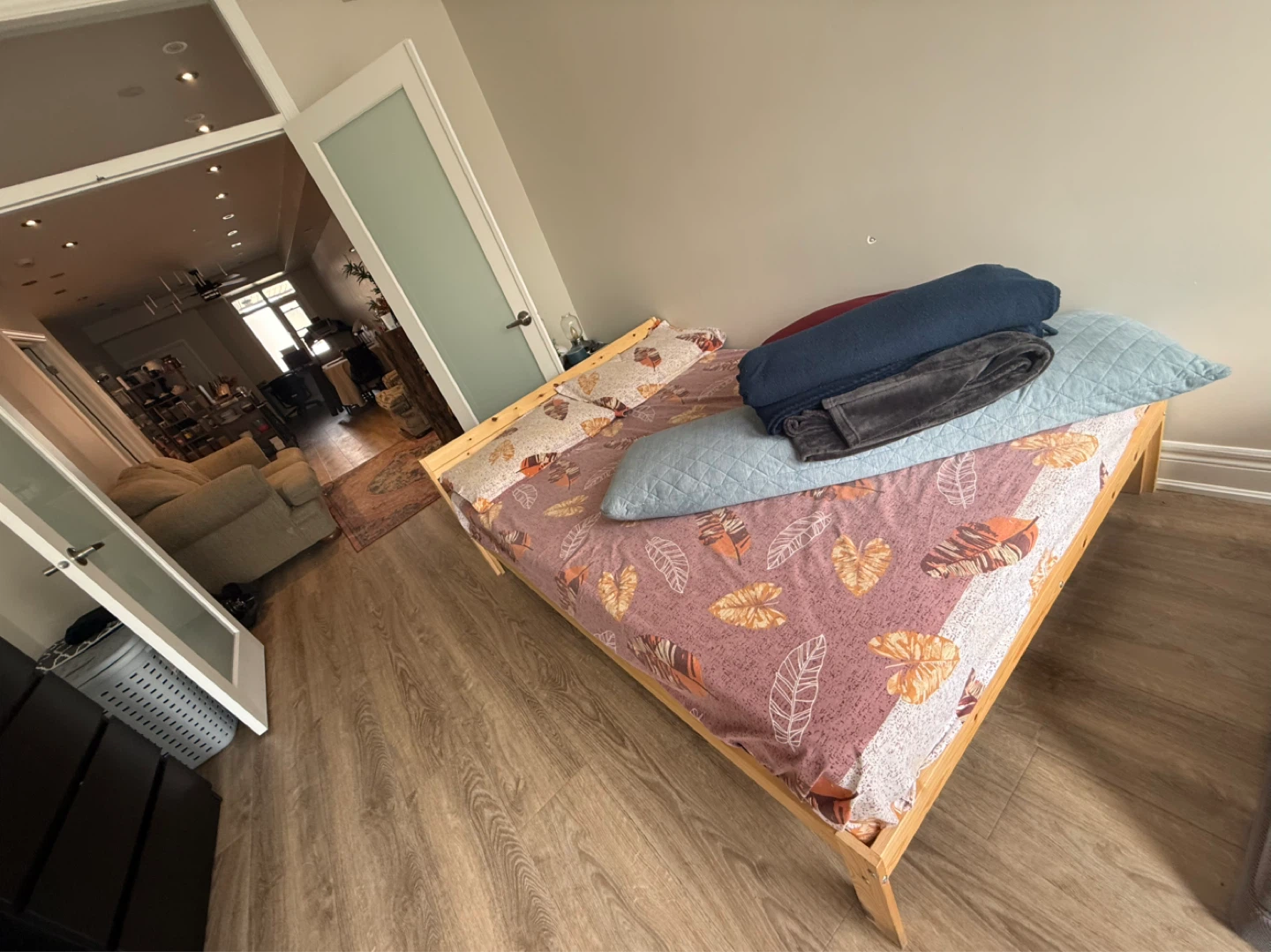 Wooden Bed Frame - photo 3
