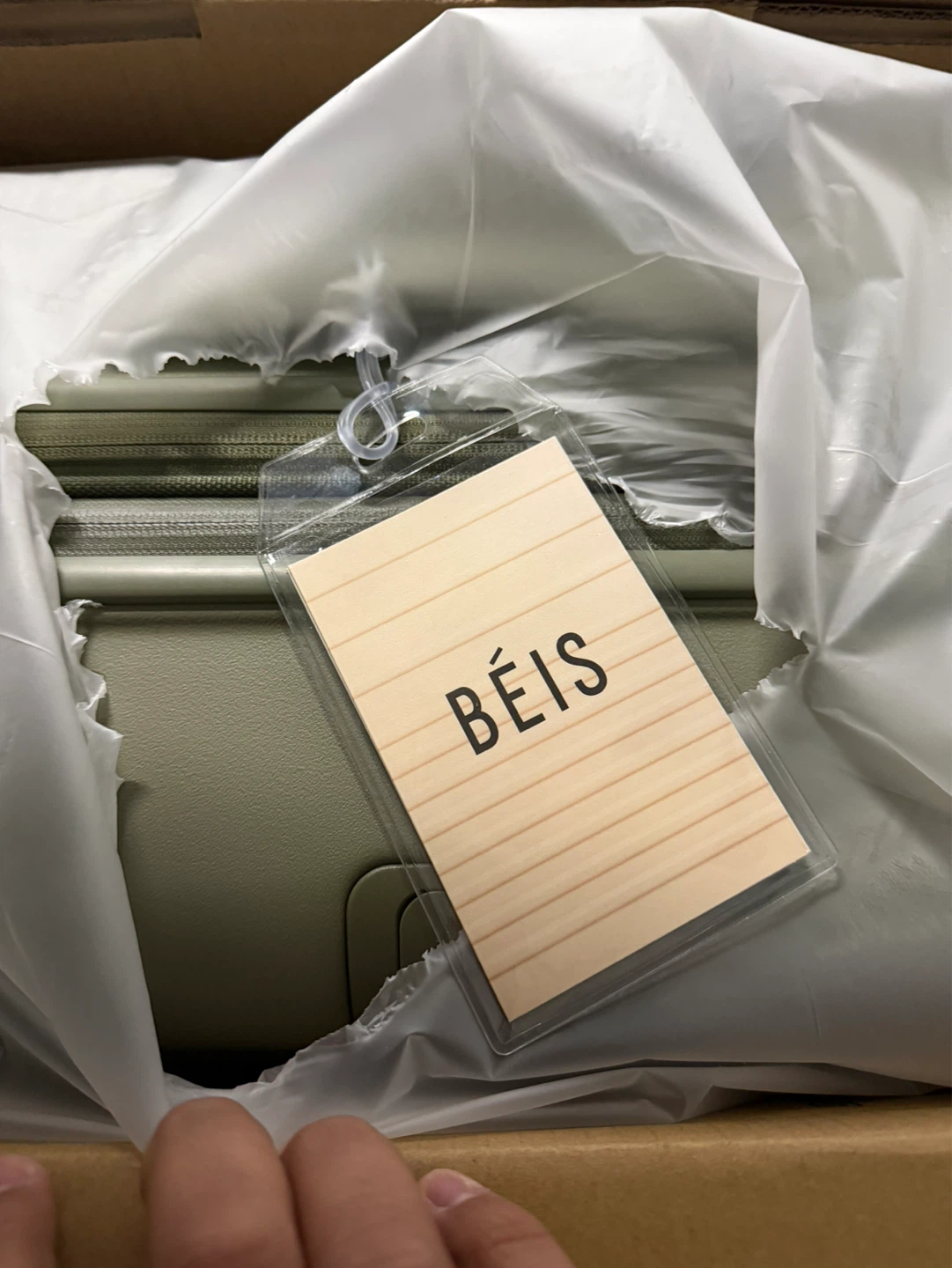 BÉIS Large Check-In Roller Suitcase Sage Green Brand New - photo 5