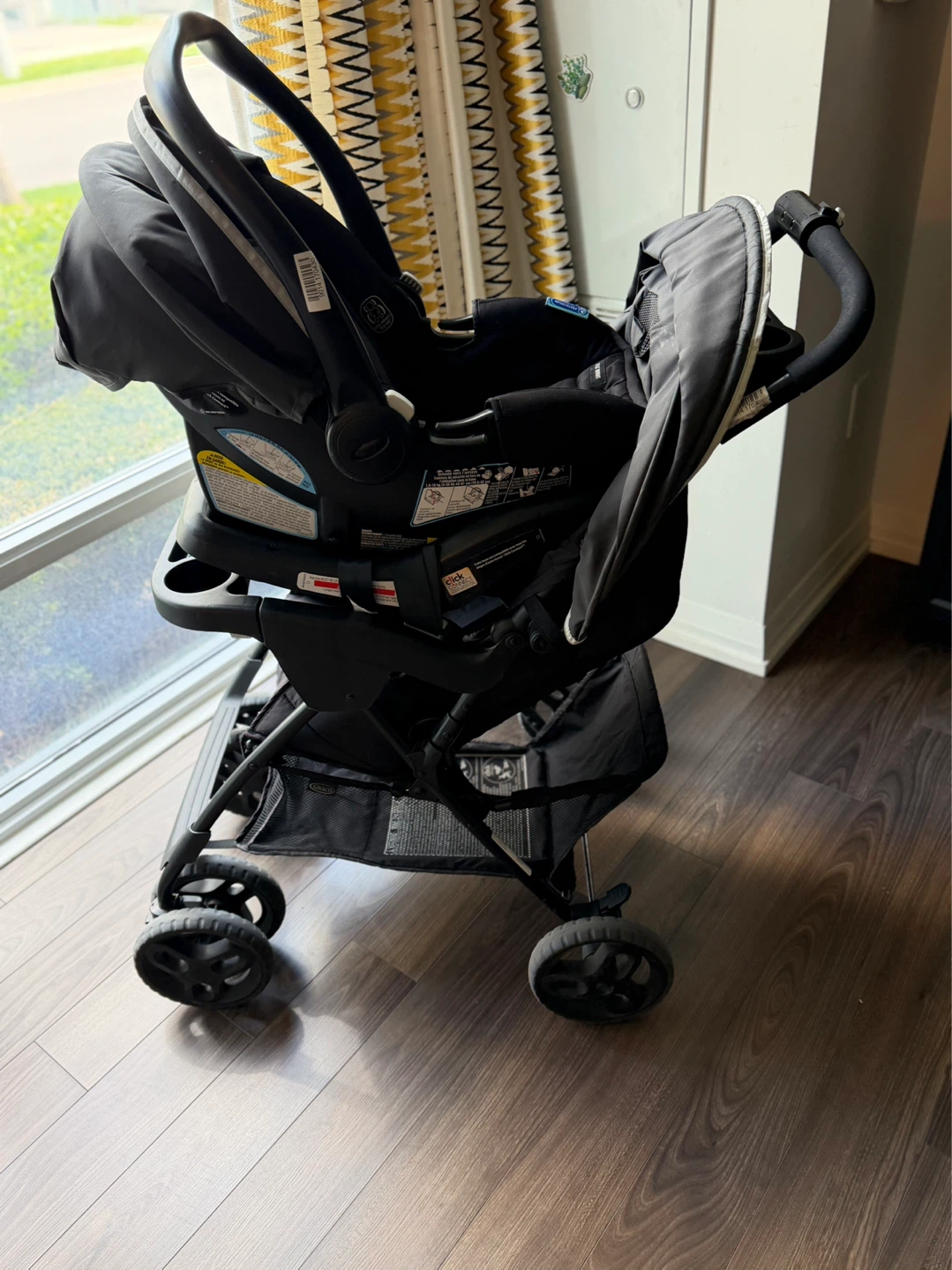 Graco Travel System Stroller and Car Seat