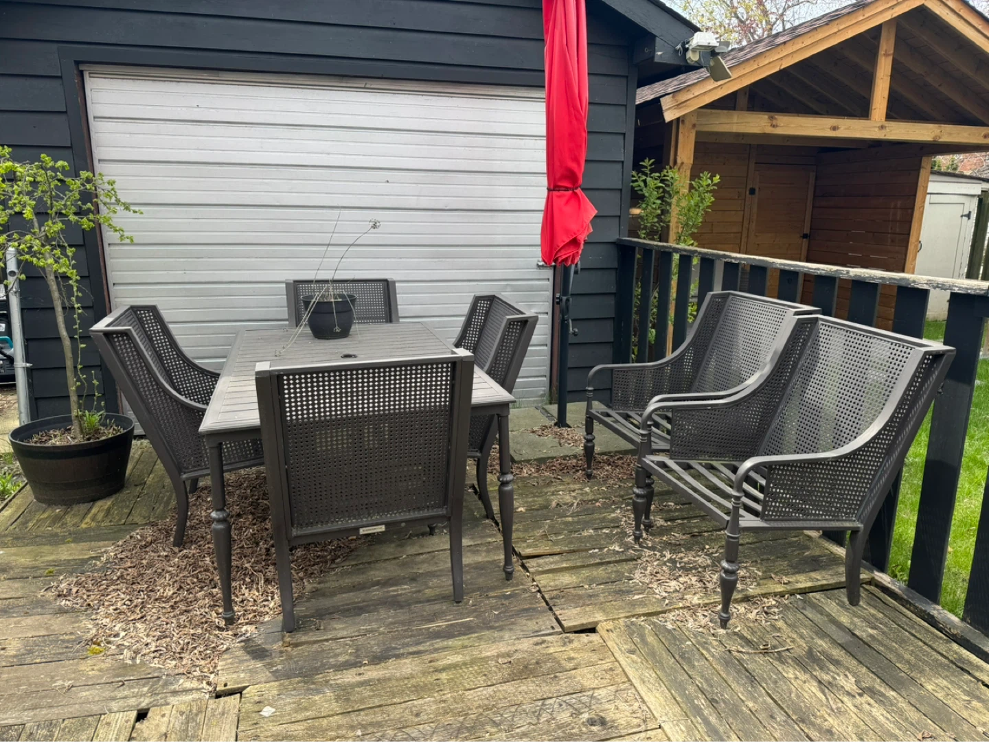 GlucksteinHome Outdoor Dining Set with Cushions