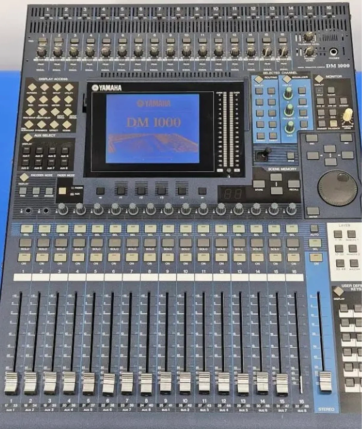 Yamaha DM1000 Digital Mixing Console