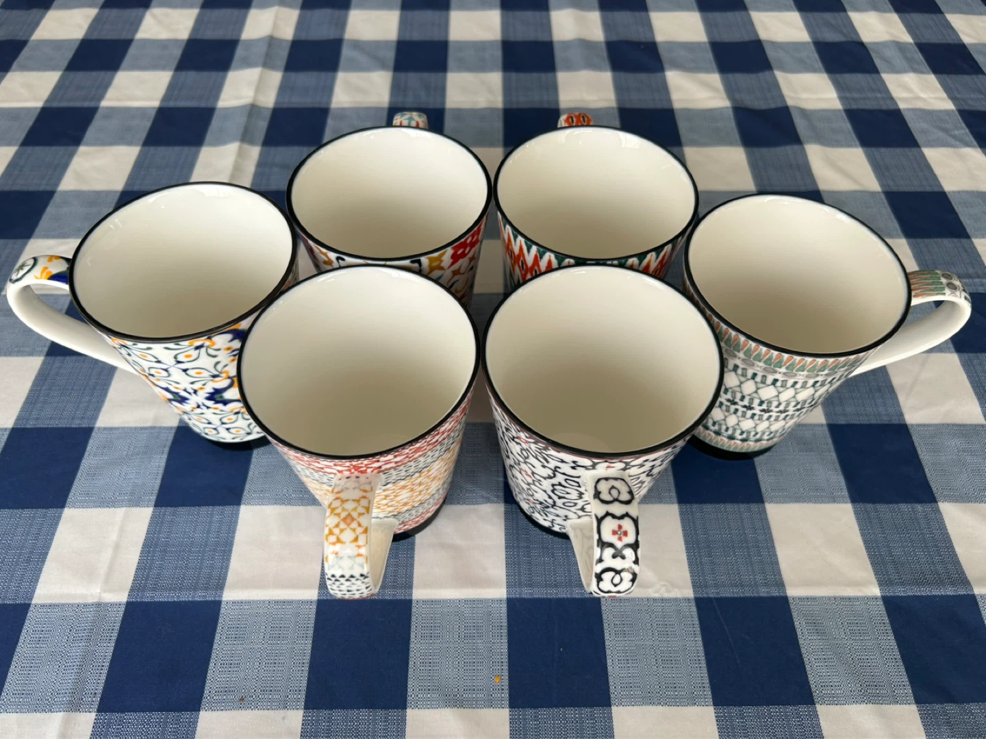 Signature Housewares Inc. Set of 6 Mugs